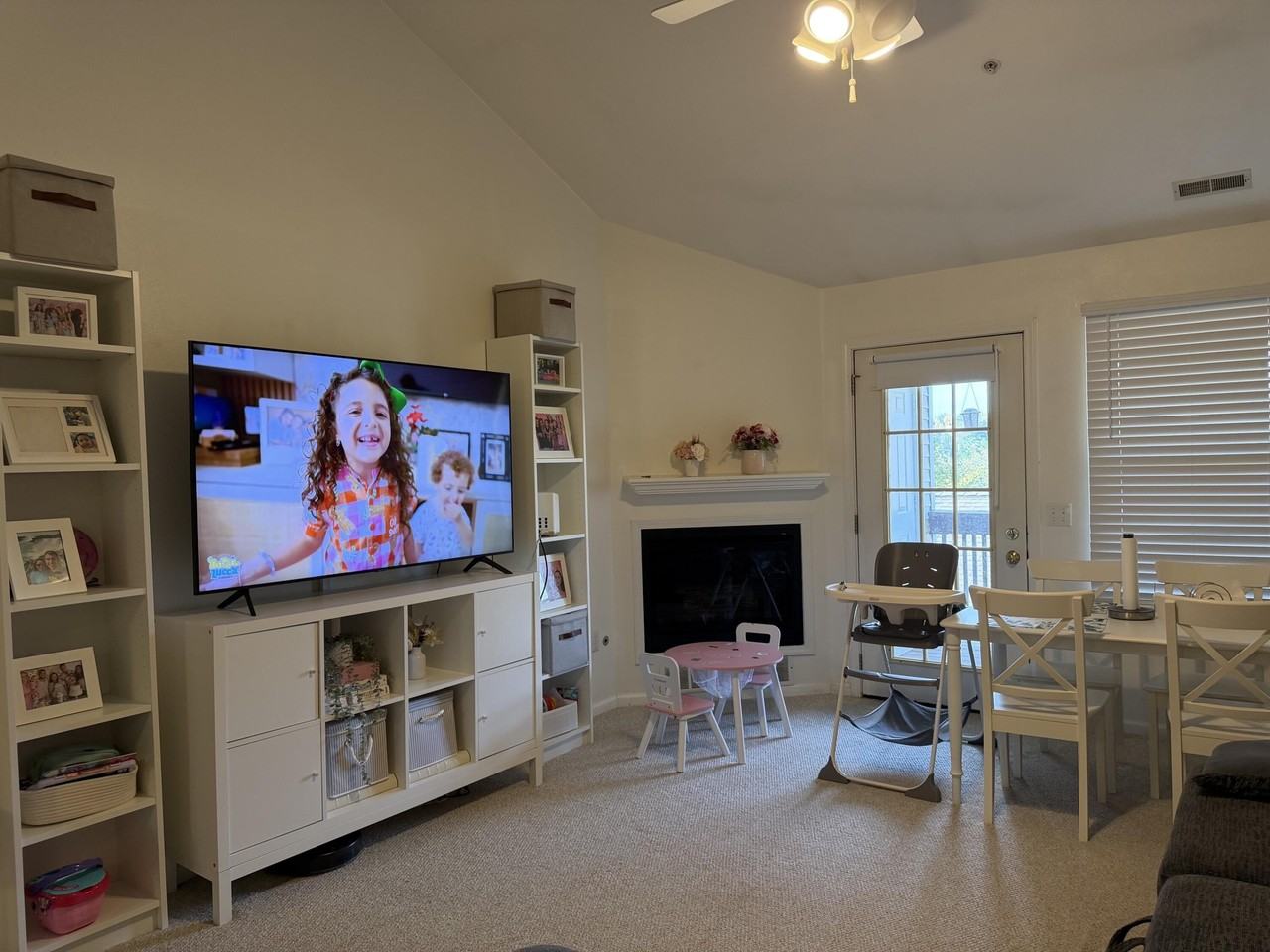 1608 Oakfield Dr - Photo 3 of 26