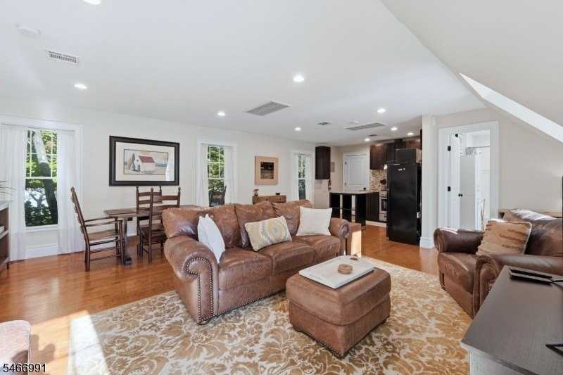 13 Tannery Ln #A - Photo 7 of 18