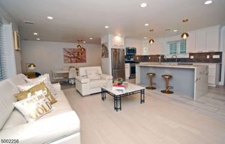 2 Woodlawn Ave - Photo 1 of 1
