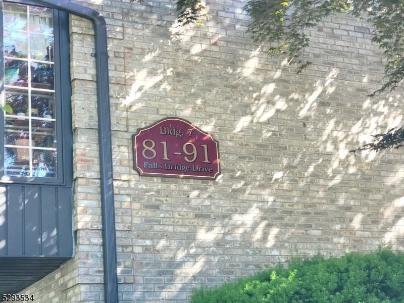 85 Falls Bridge Dr #85 - Photo 4 of 24