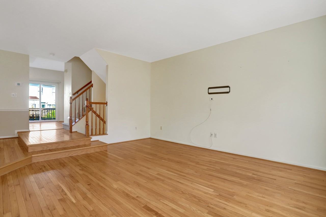 7817 Desiree St #1 - Photo 5 of 48
