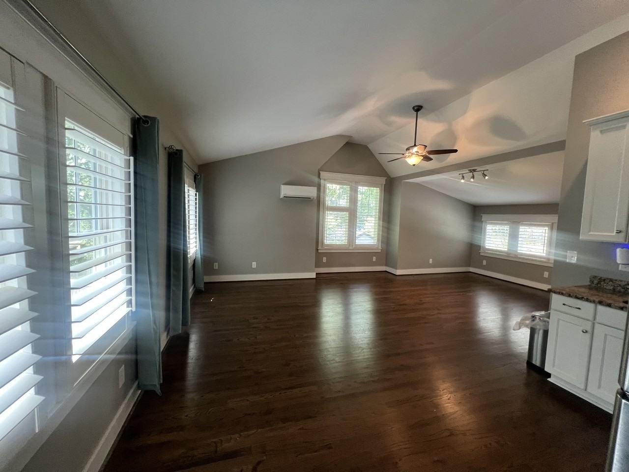 1836 Nassau Blvd #1 - Photo 3 of 10