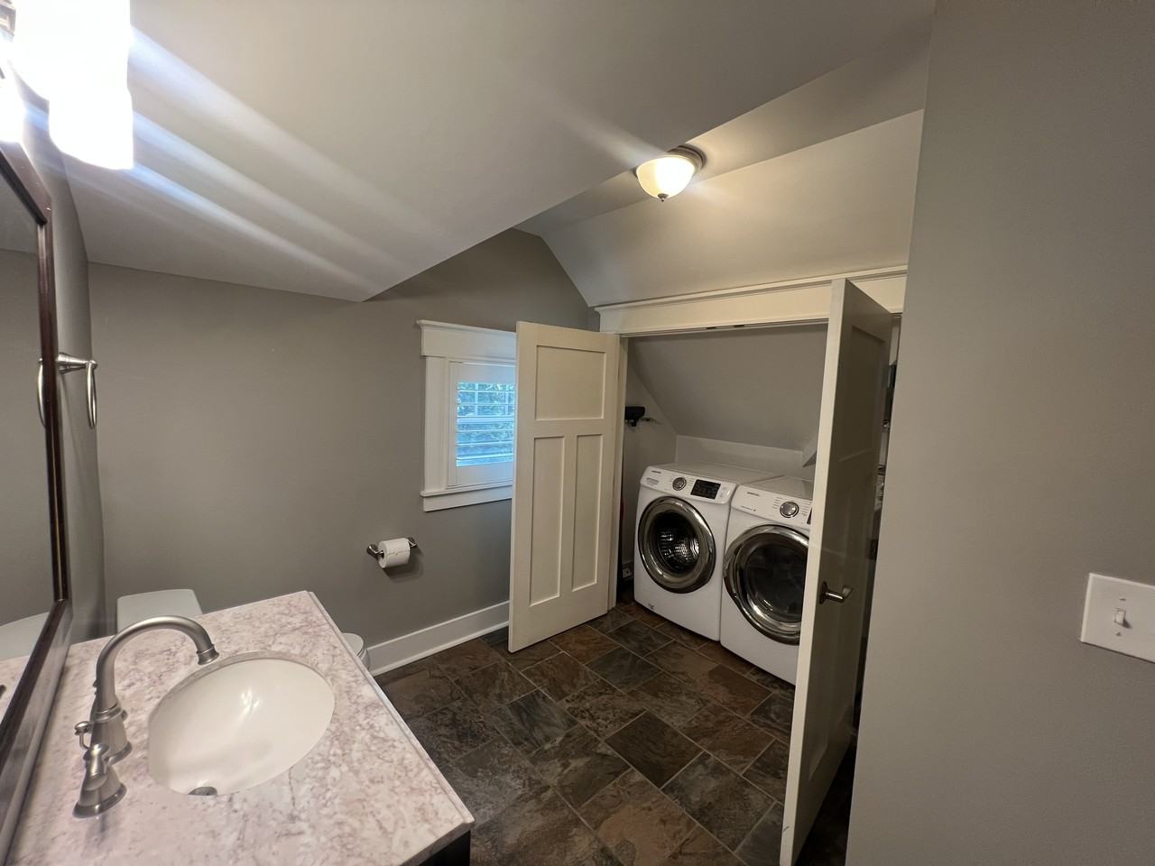 1836 Nassau Blvd #1 - Photo 6 of 10