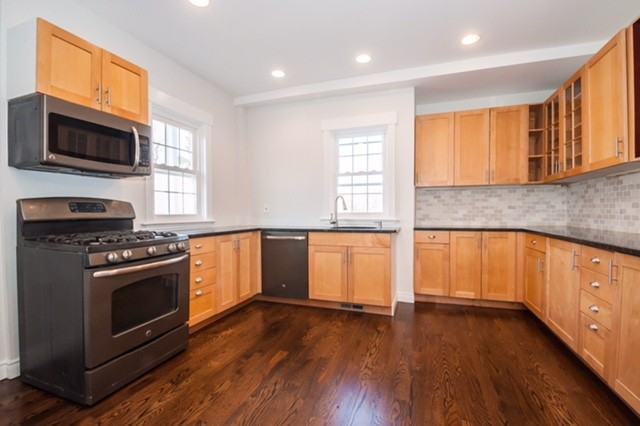 759 Pelhamdale Ave #A - Photo 5 of 11