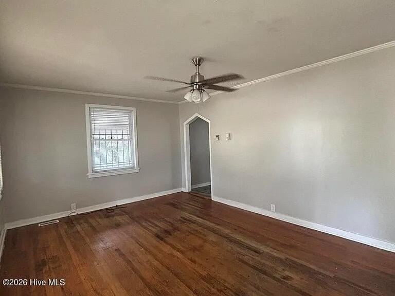 2820 Anne St - Photo 2 of 9