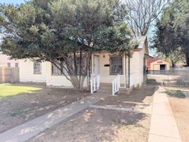 featured image of 2823 33rd St