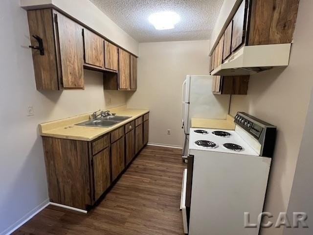 116 West St #A4 - Photo 3 of 8