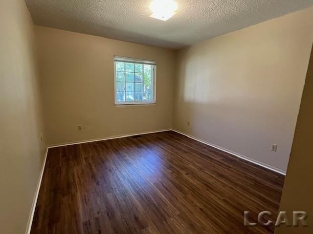 116 West St #A4 - Photo 4 of 8