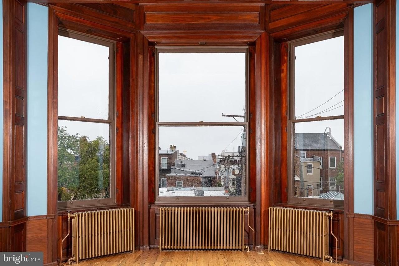 715 Washington Pl - Photo 4 of 15