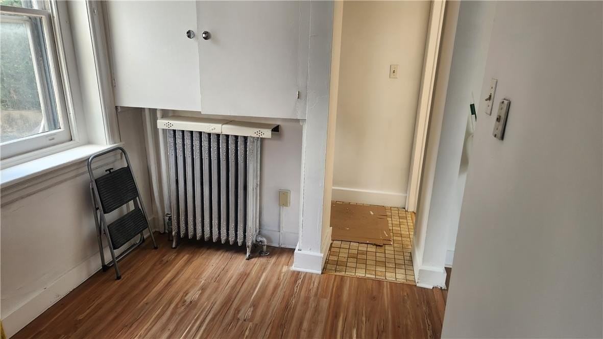 527 Wyandotte St #1stFLREAR - Photo 4 of 16
