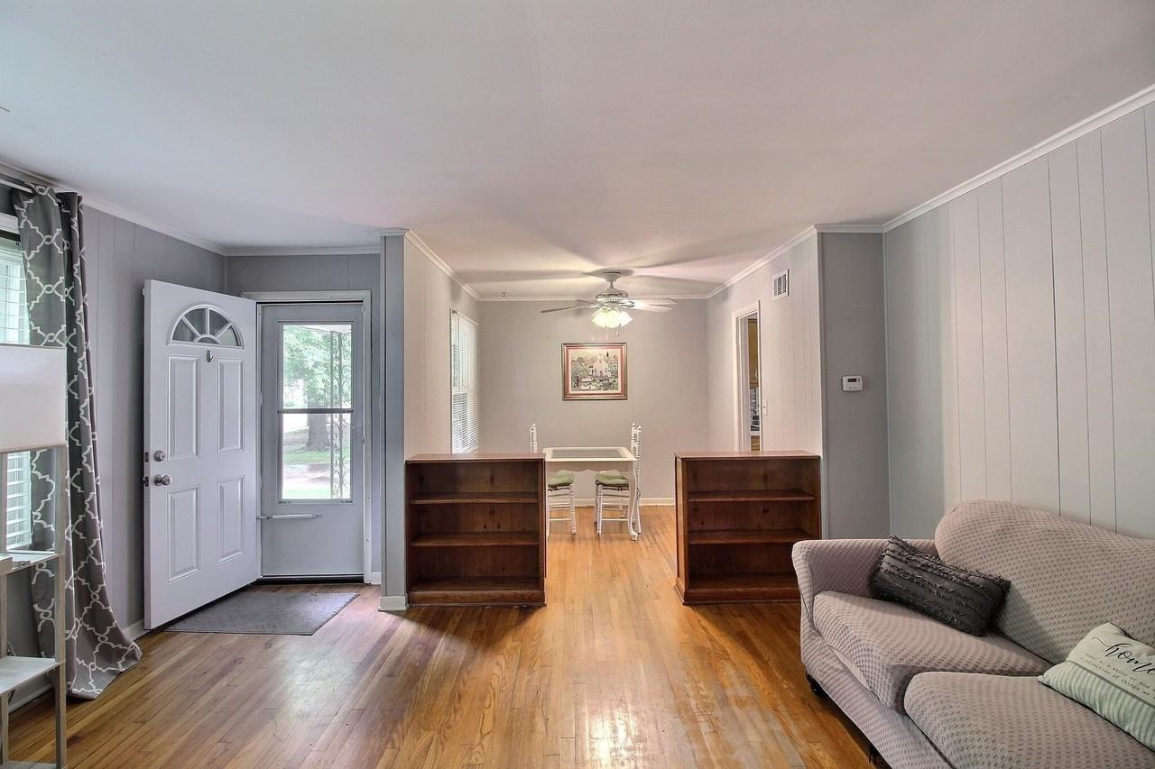 534 S Center St - Photo 5 of 21