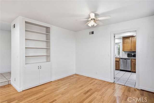 17617 Fremont St - Photo 7 of 8