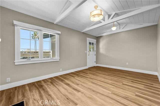 826 S Coast Hwy #B - Photo 6 of 8
