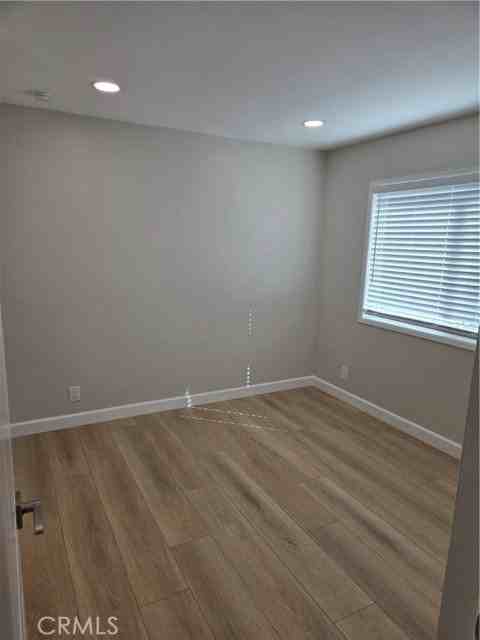 6162 Ludlow Ave - Photo 6 of 8