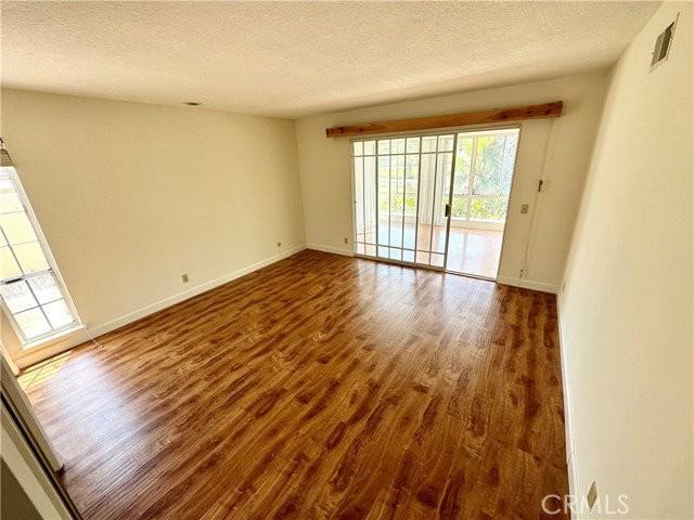 615 Avenida Vaquero - Photo 4 of 8