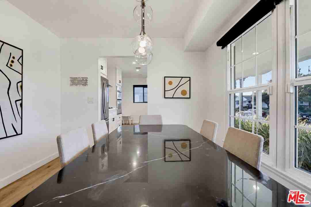 12822 Waddell St - Photo 5 of 8