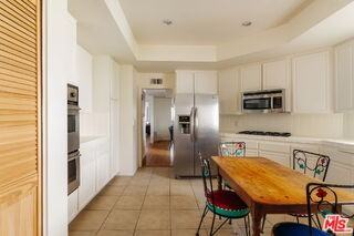 10336 Almayo Ave #302 - Photo 7 of 8