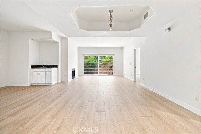 8555 Cashio St #101 - Photo 4 of 8