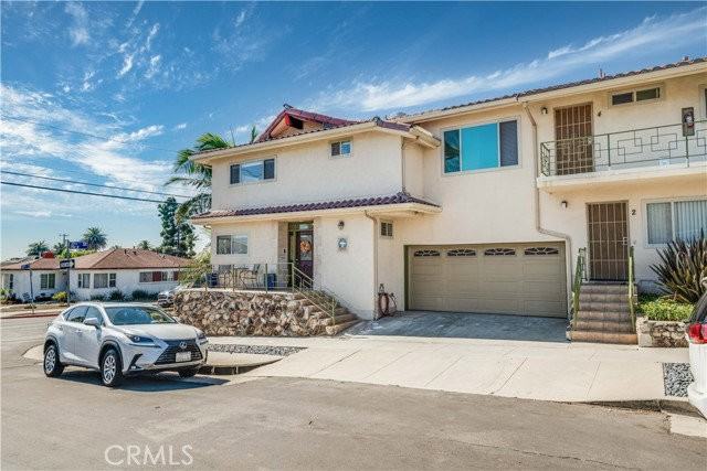 3663 Almeria St - Photo 2 of 8