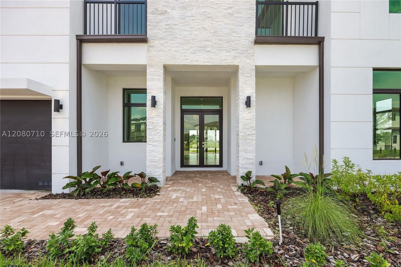 8540 Nw 160th Ter #1 - Photo 4 of 50