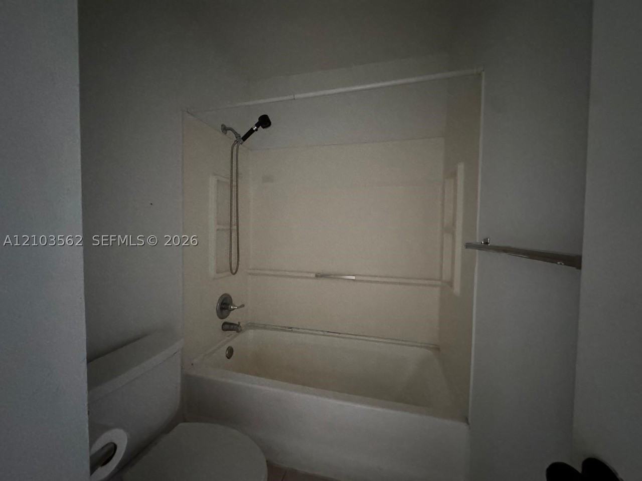 8111 Sw 21st Ct #8111 - Photo 7 of 9