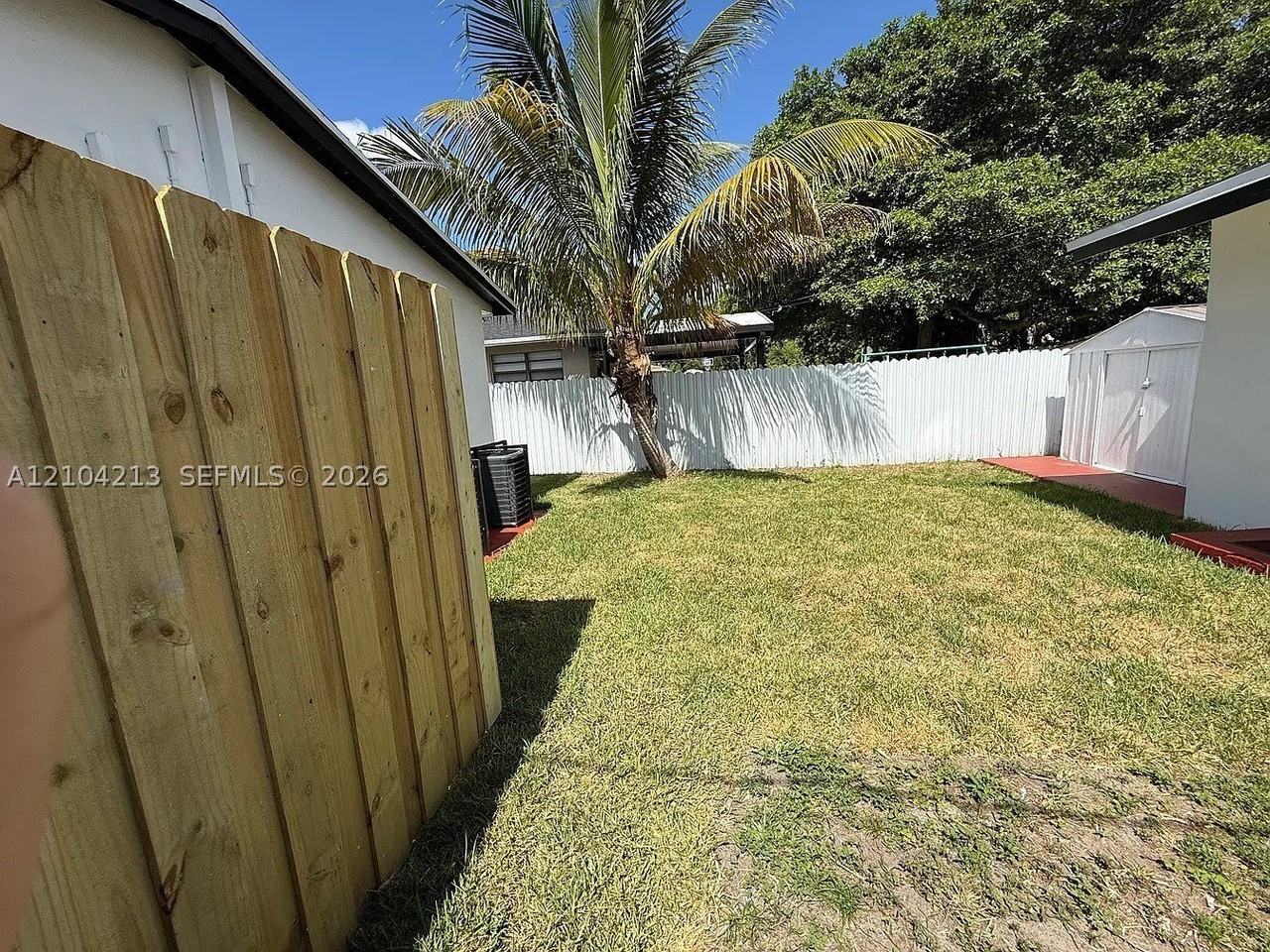 2885 Nw 56th St - Photo 5 of 5