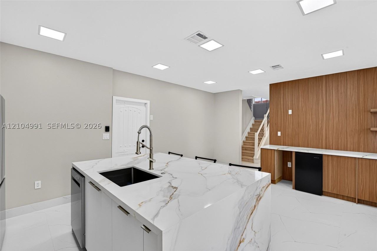 15217 Sw 36th Ter #0 - Photo 7 of 50