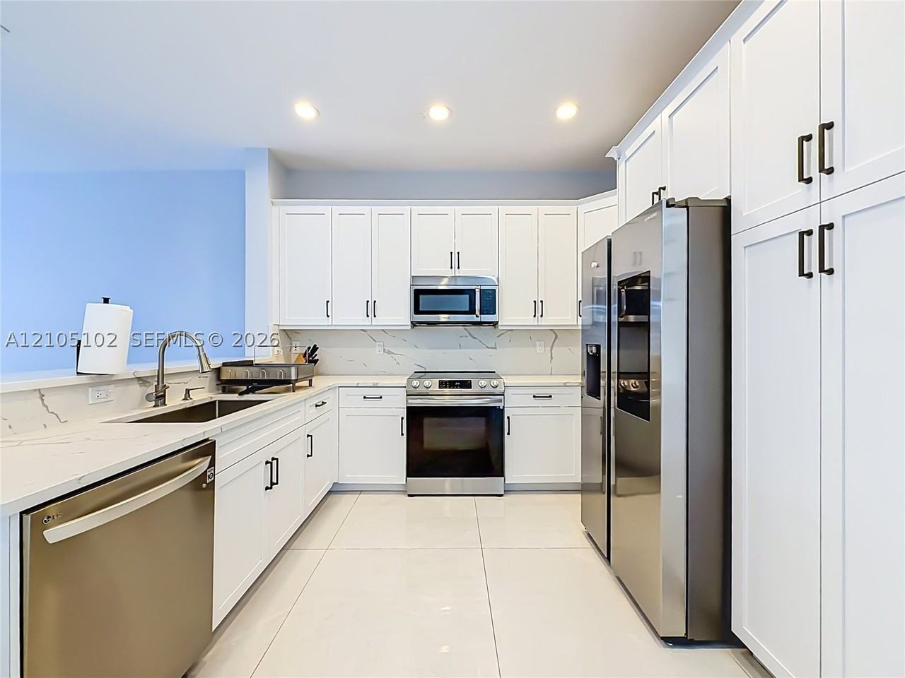 1125 Ne 18th Ave #1125 - Photo 6 of 28
