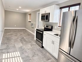4641 Sw 25th St #B - Photo 1 of 1