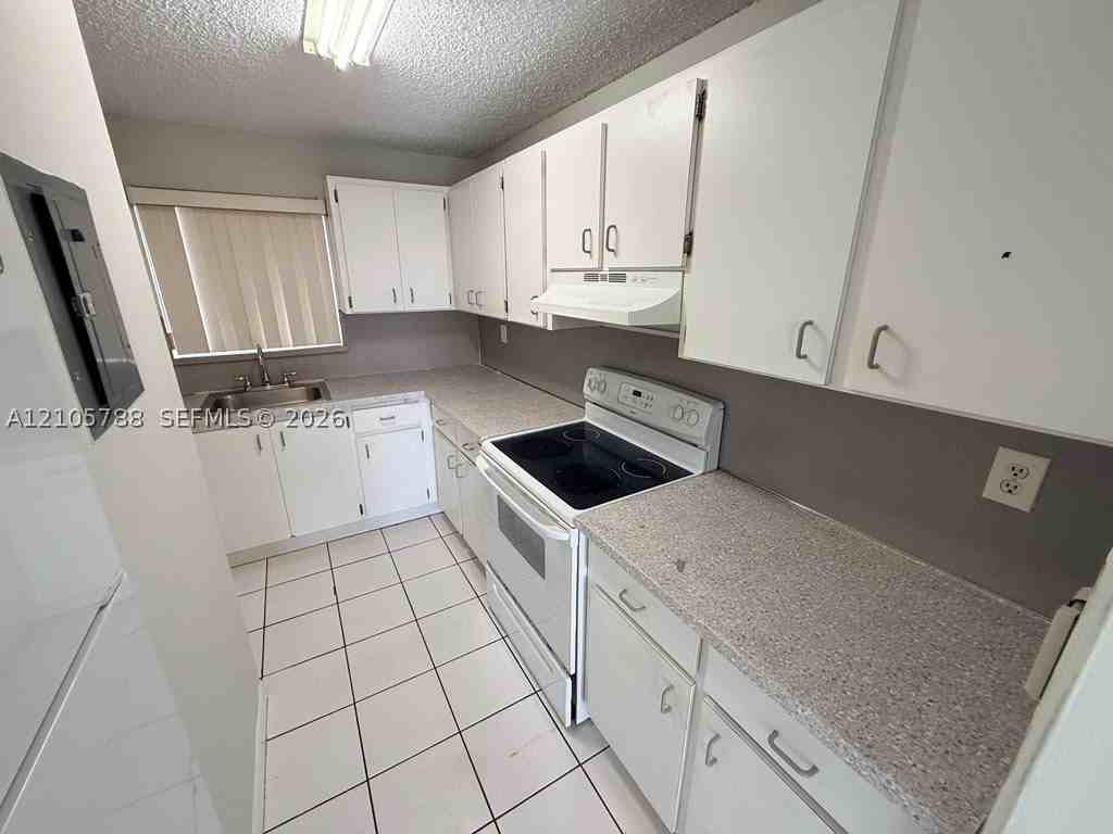 6060 W 21st Ct #508 - Photo 2 of 10
