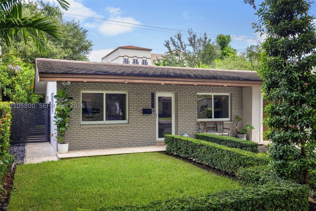 1261 San Miguel Ave - Photo 3 of 20