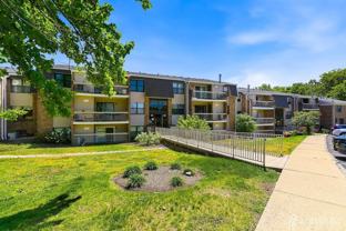 324 Sharon Garden Ct - Photo 1 of 1