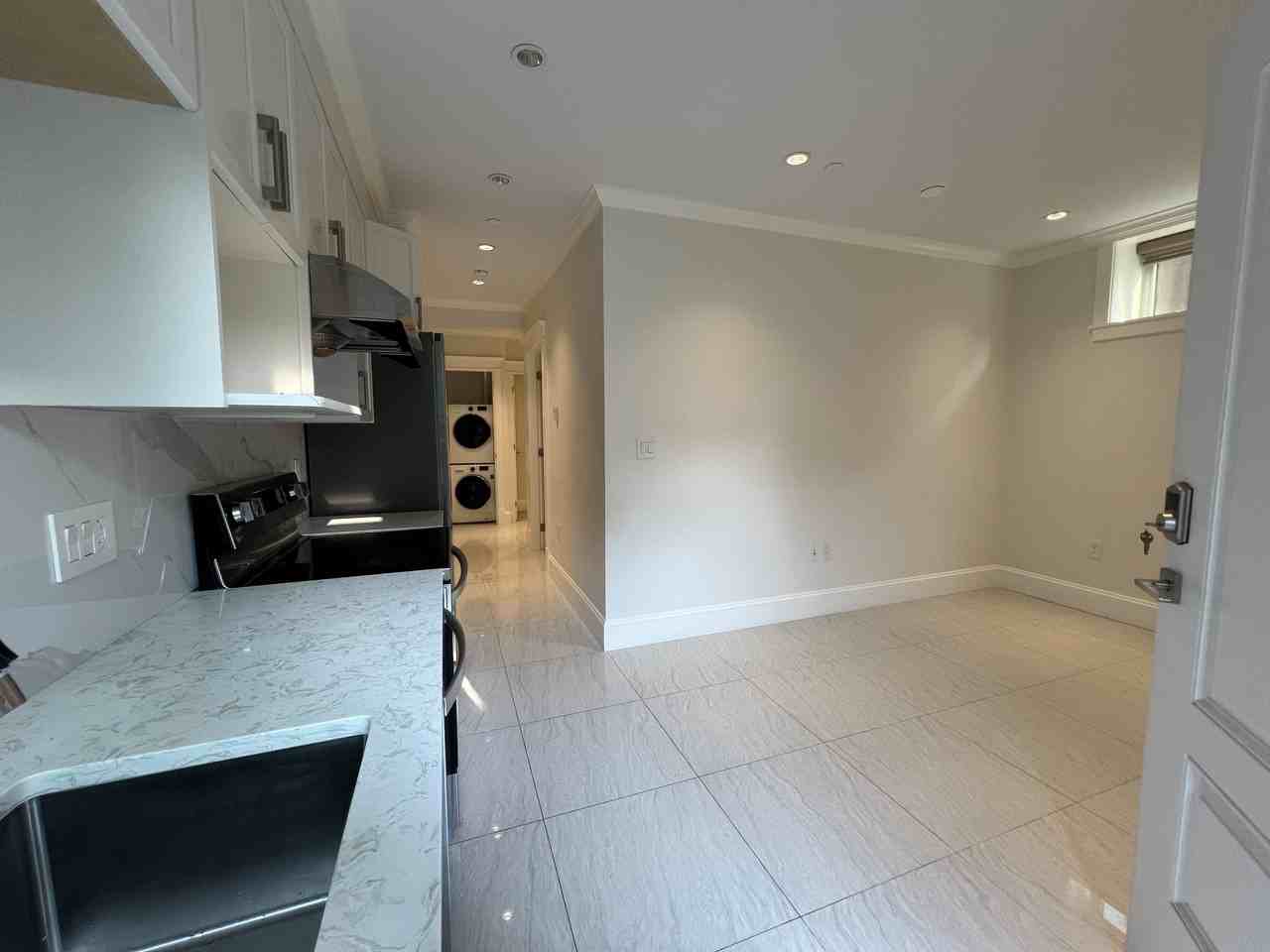 6939 Lancaster Street - Photo 5 of 7