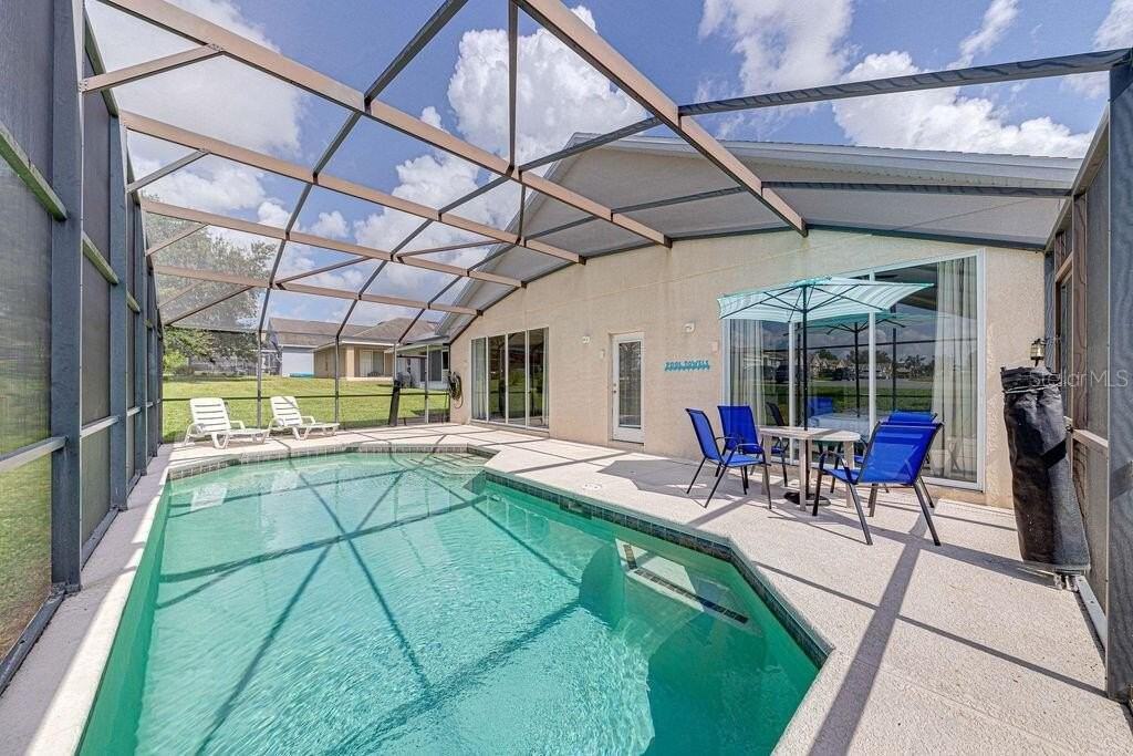 161 Vine Dr - Photo 2 of 25