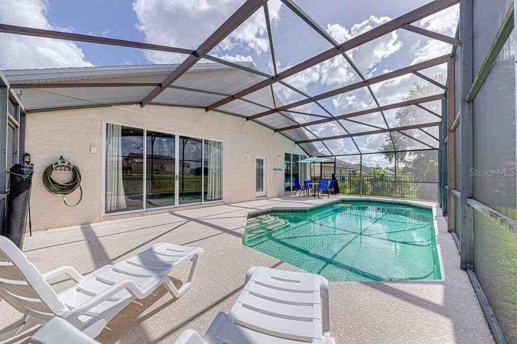 161 Vine Dr - Photo 3 of 25