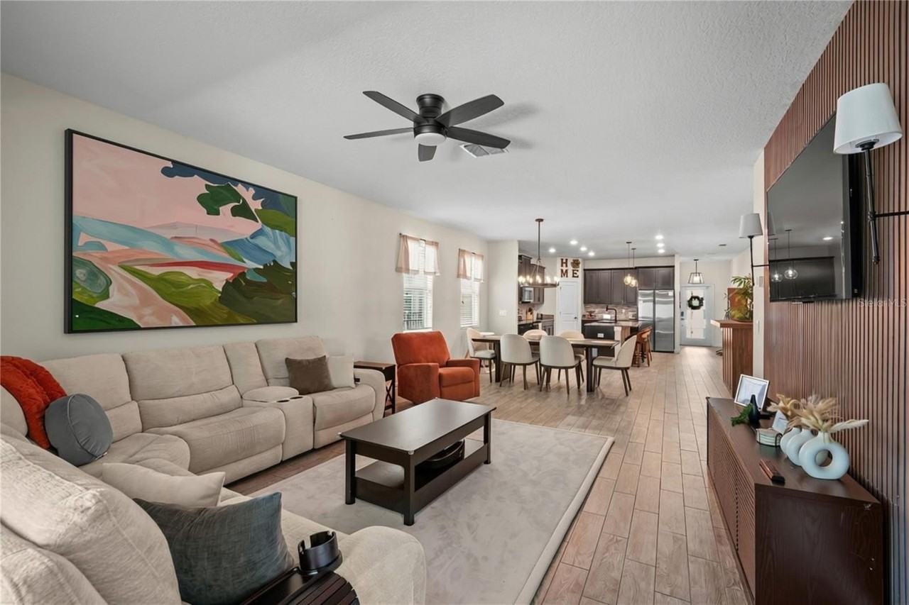 11658 Mystery Ln - Photo 2 of 26