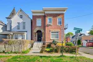 featured image of 22 Overlook Pl