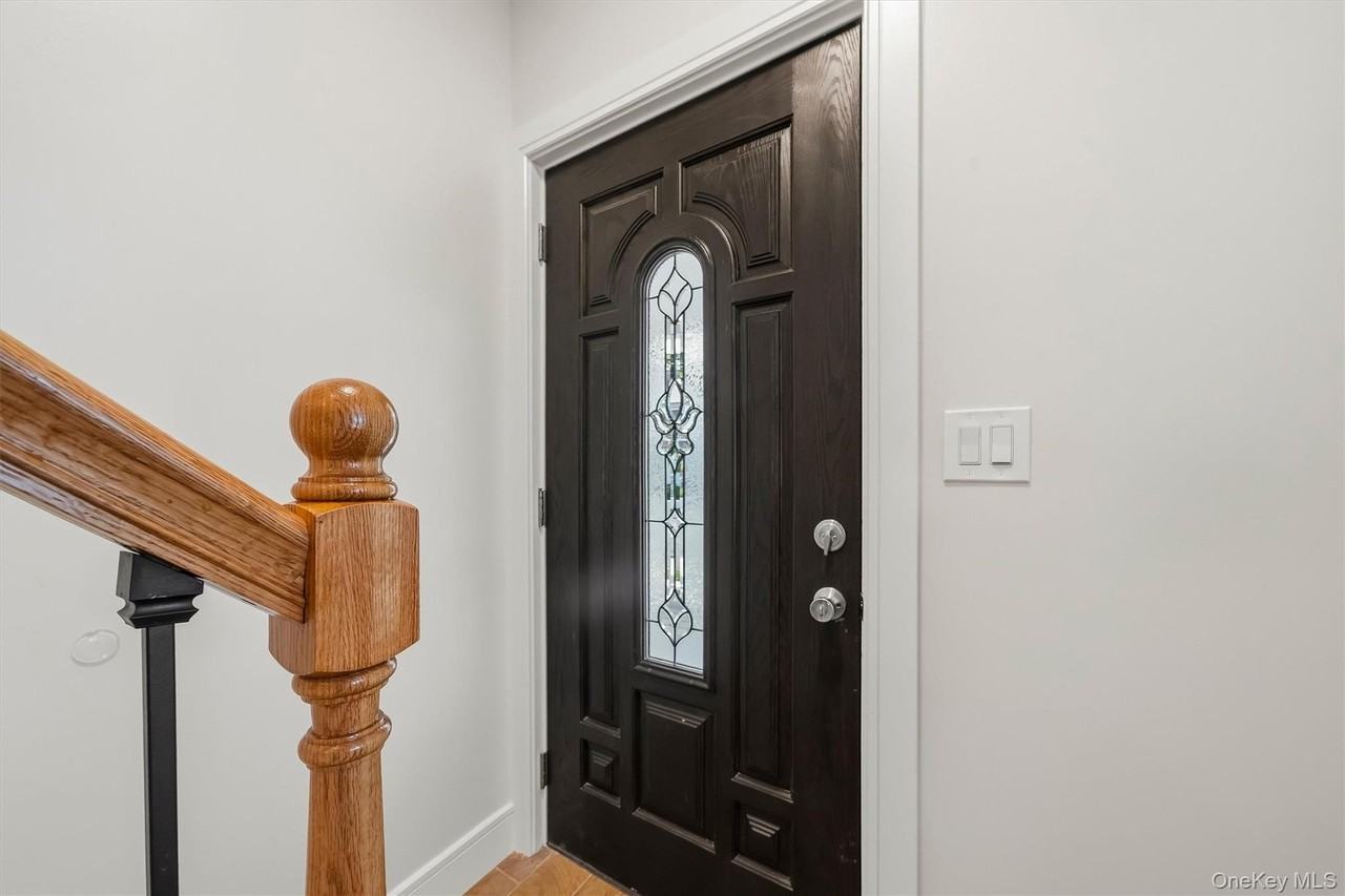 23 Orange Ave #23 - Photo 4 of 21