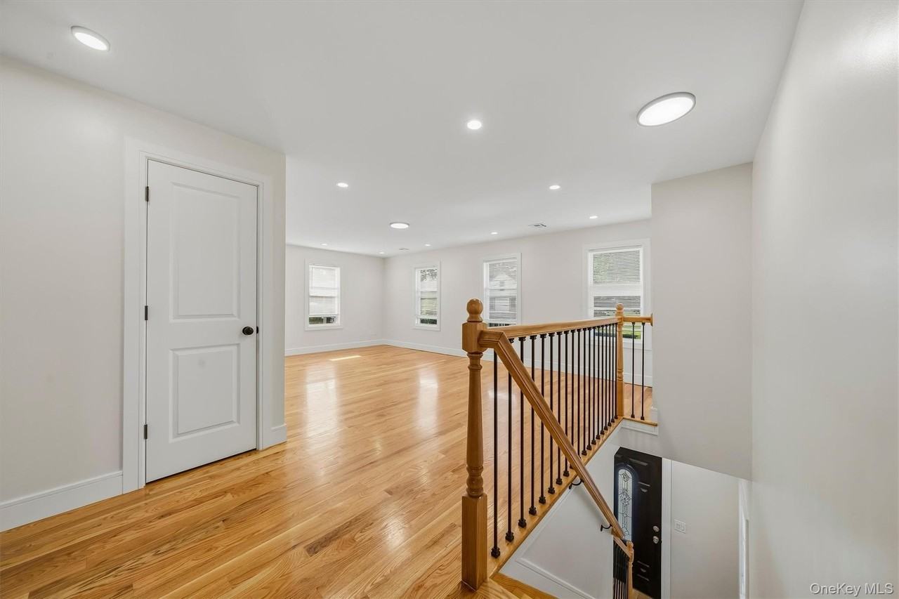 23 Orange Ave #23 - Photo 5 of 21