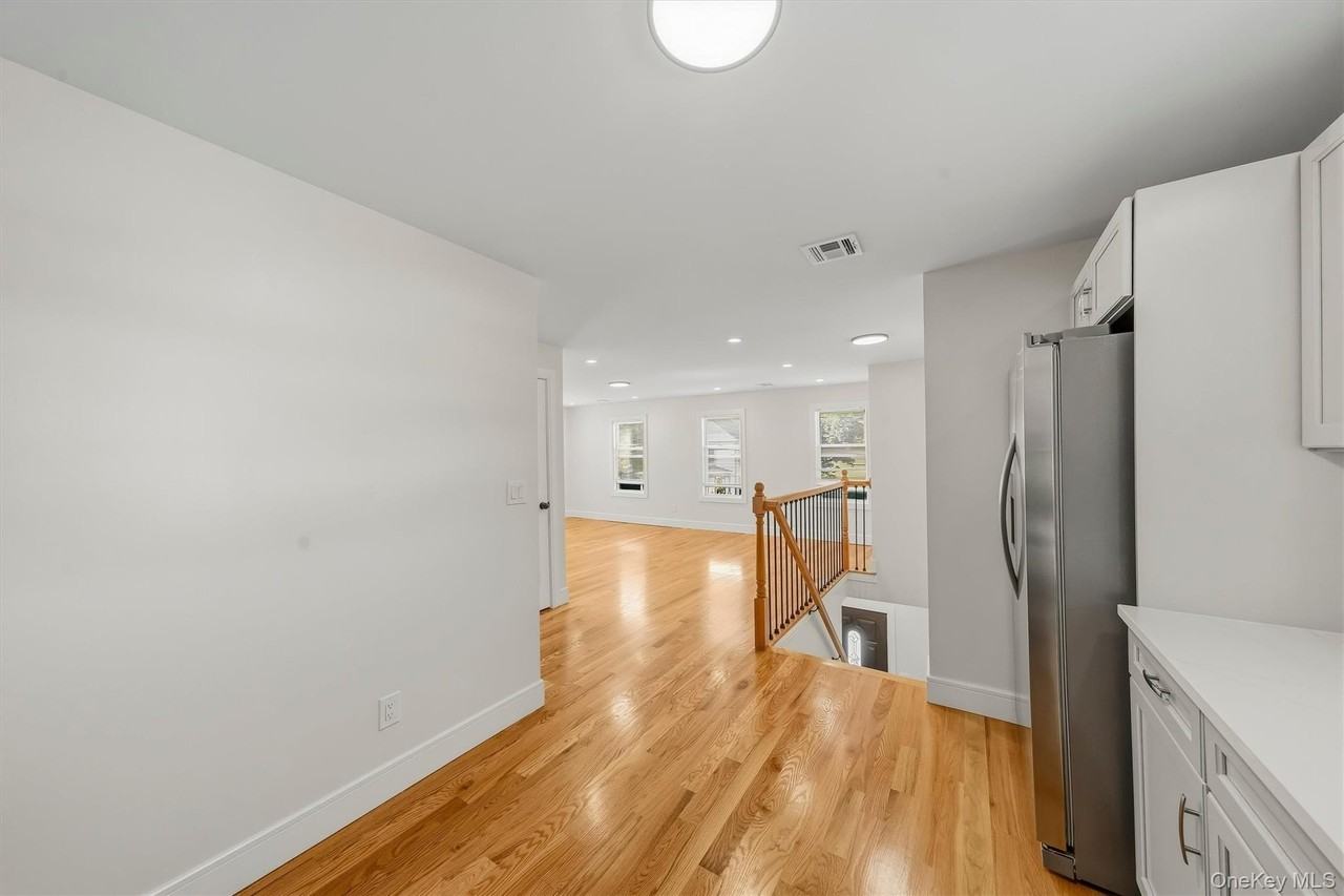 23 Orange Ave #23 - Photo 7 of 21