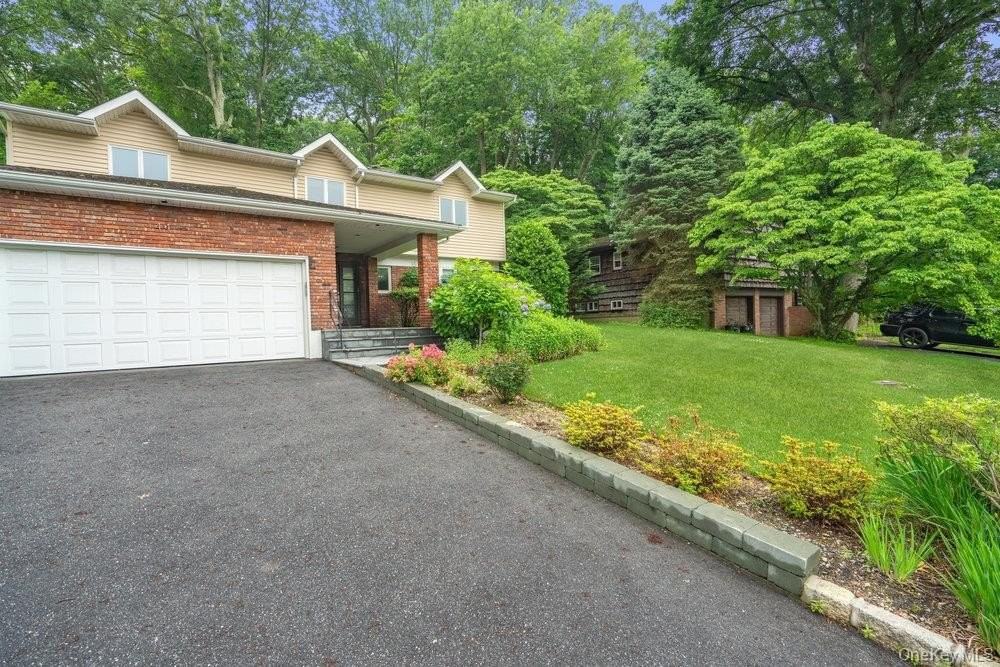 44 Sandy Hollow Rd - Photo 2 of 30