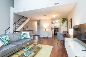 featured image of 100 Chatterton Ave #6
