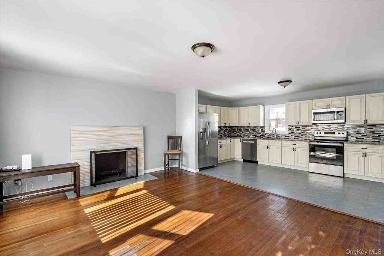 93 Garfield Blvd #93 - Photo 3 of 17