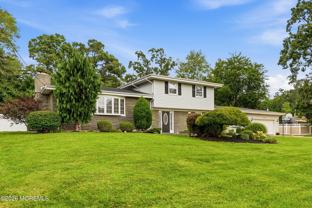 910 Somerset Dr - Photo 1 of 1