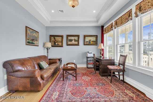 308 Pennsylvania Ave - Photo 6 of 50
