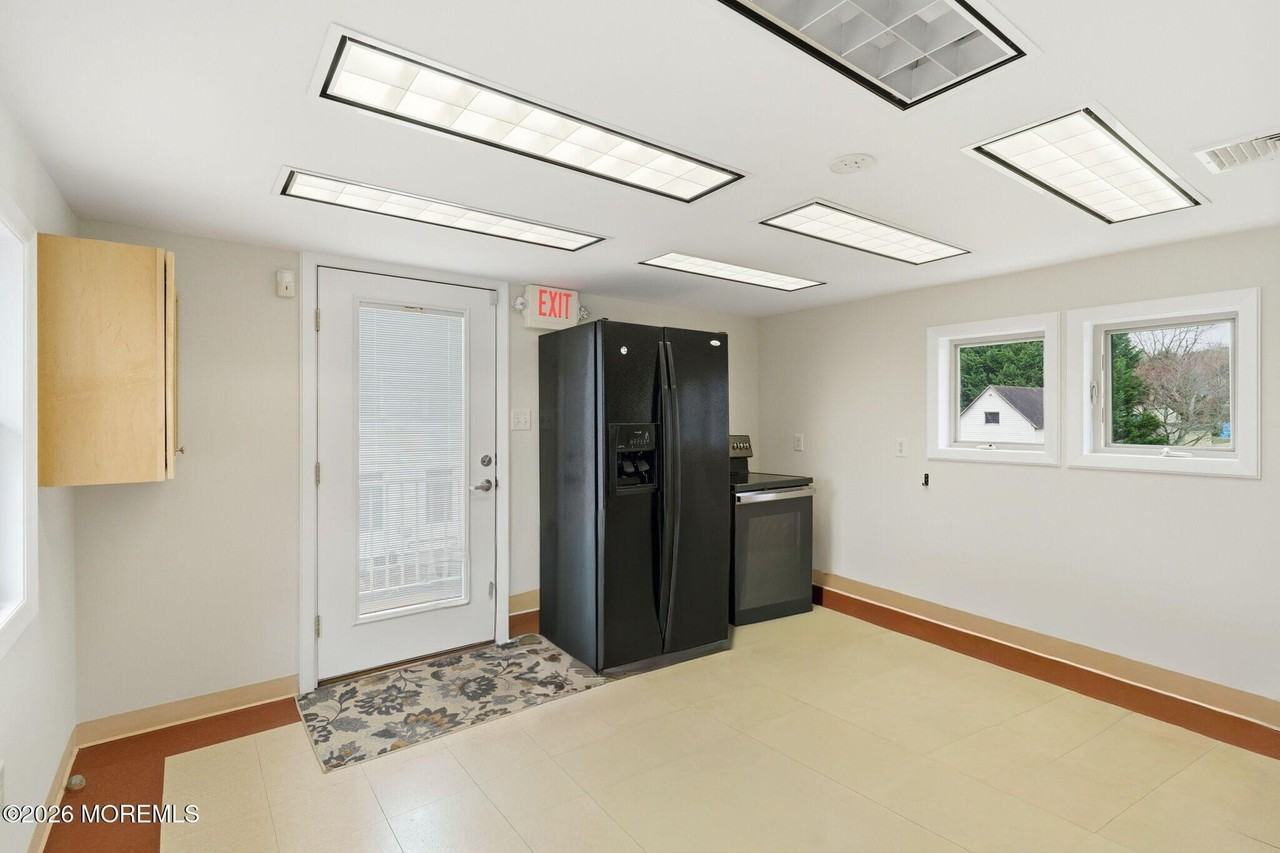 400 S Main St #2 - Photo 2 of 19
