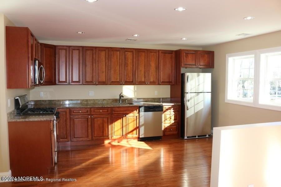 256 Mantoloking Rd #1A - Photo 6 of 11