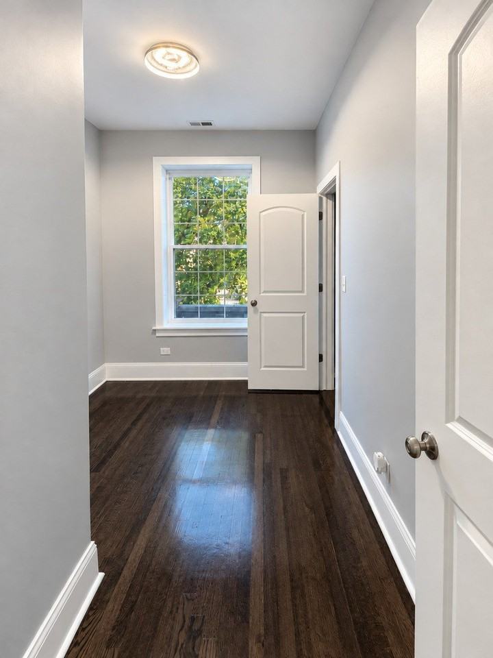 7758 S Saginaw Ave #2 - Photo 3 of 7