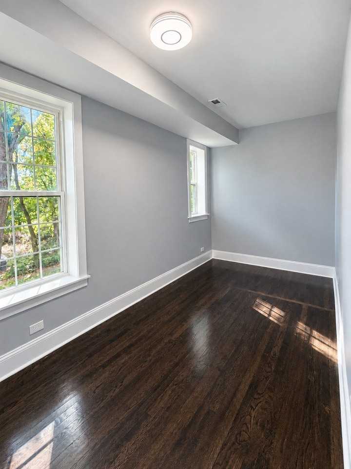7758 S Saginaw Ave #2 - Photo 5 of 7