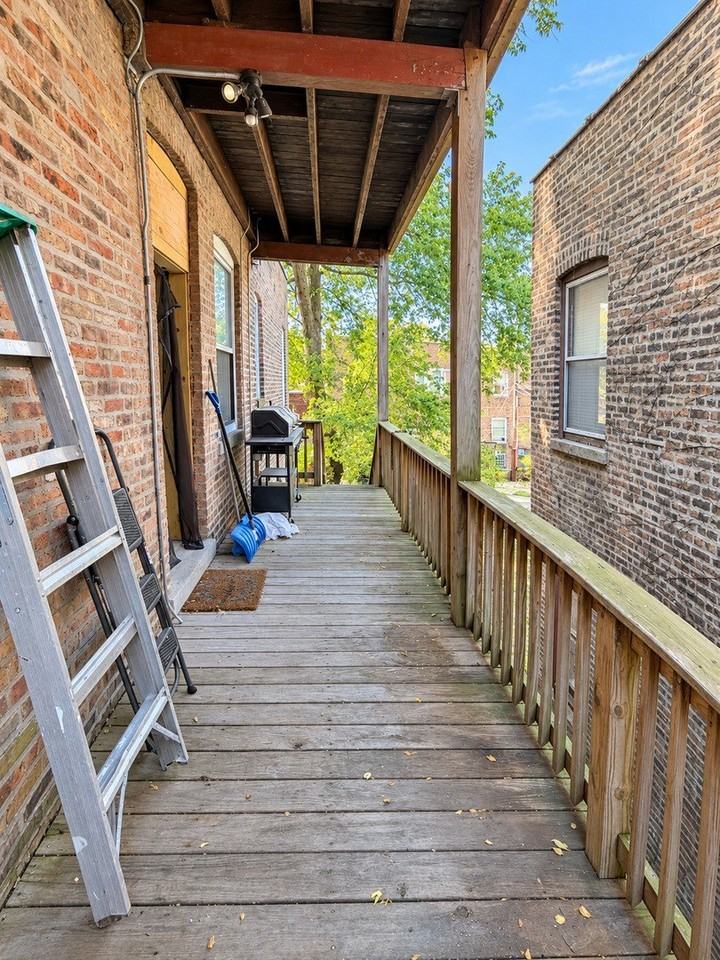 7758 S Saginaw Ave #2 - Photo 7 of 7